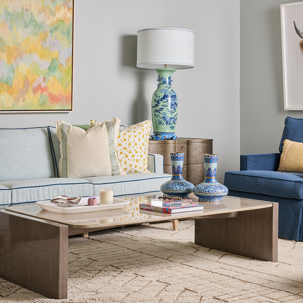 Acai match holder in home