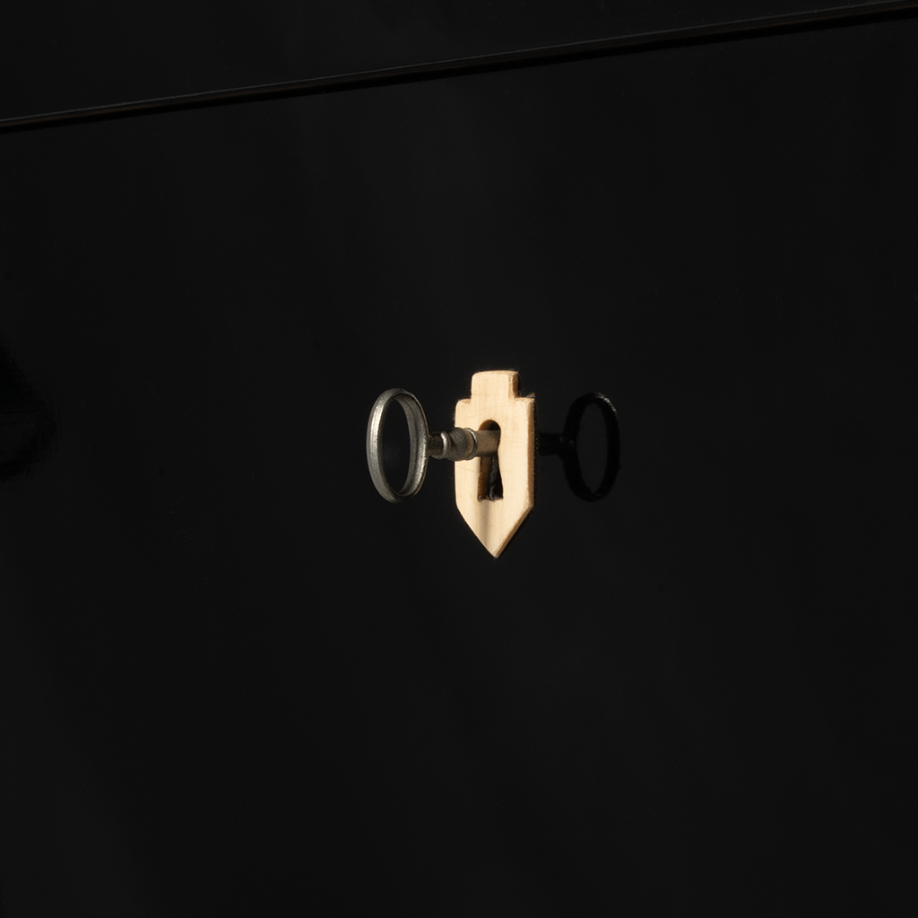 Toulouse Biedermeier Chest