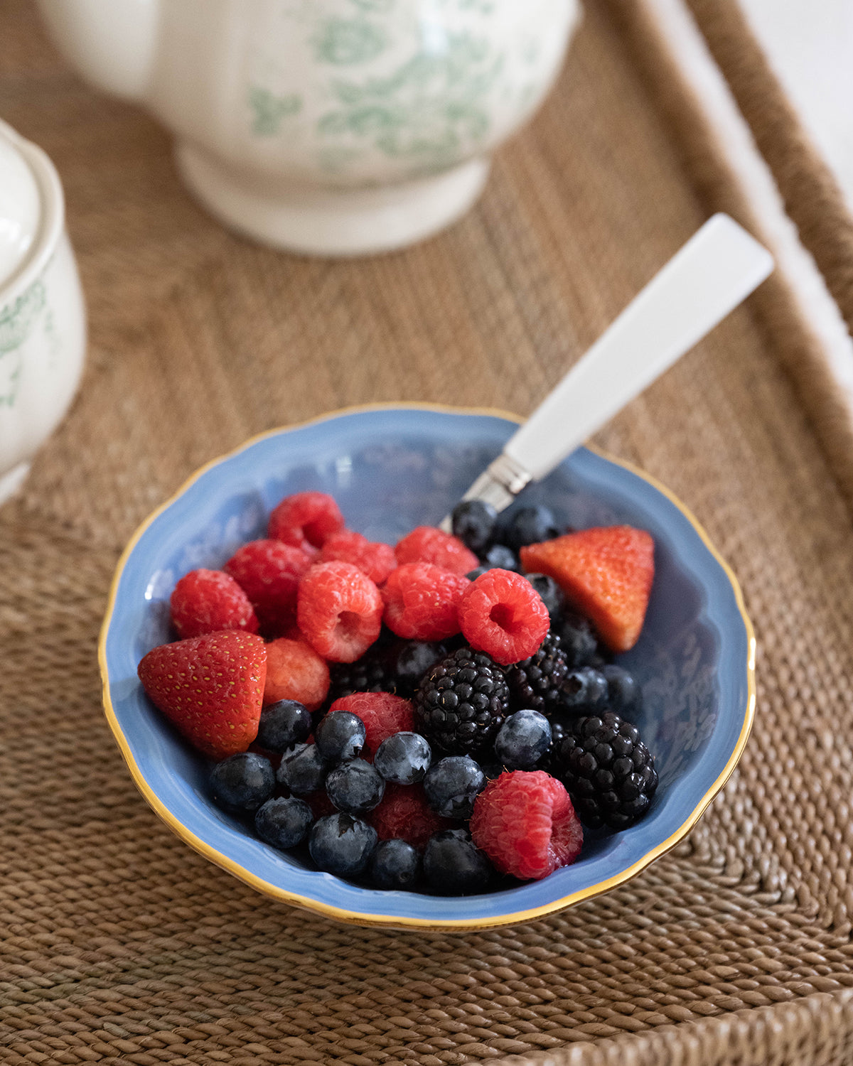 Pervinca fruit bowl