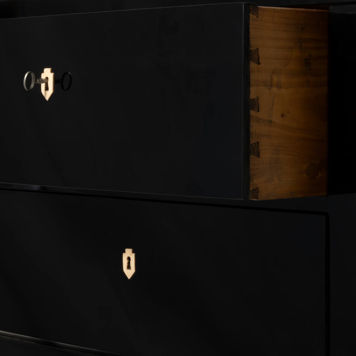 Toulouse Biedermeier Chest