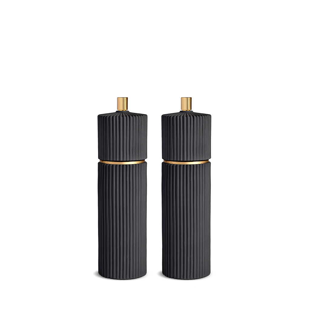 black and gold pepper shaker 