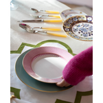 pink plate a top table scape