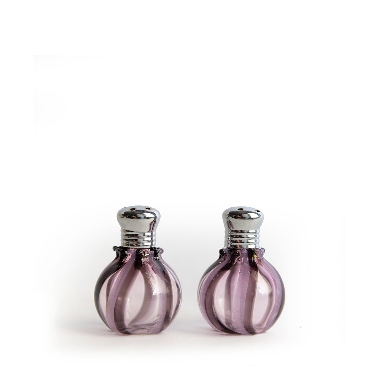 Individual Salt and Pepper Shaker Set, Pinot